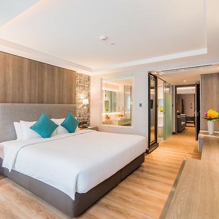 Citrus Suites Sukhumvit 6 By Compass Hospitality Bangkok Exterior photo