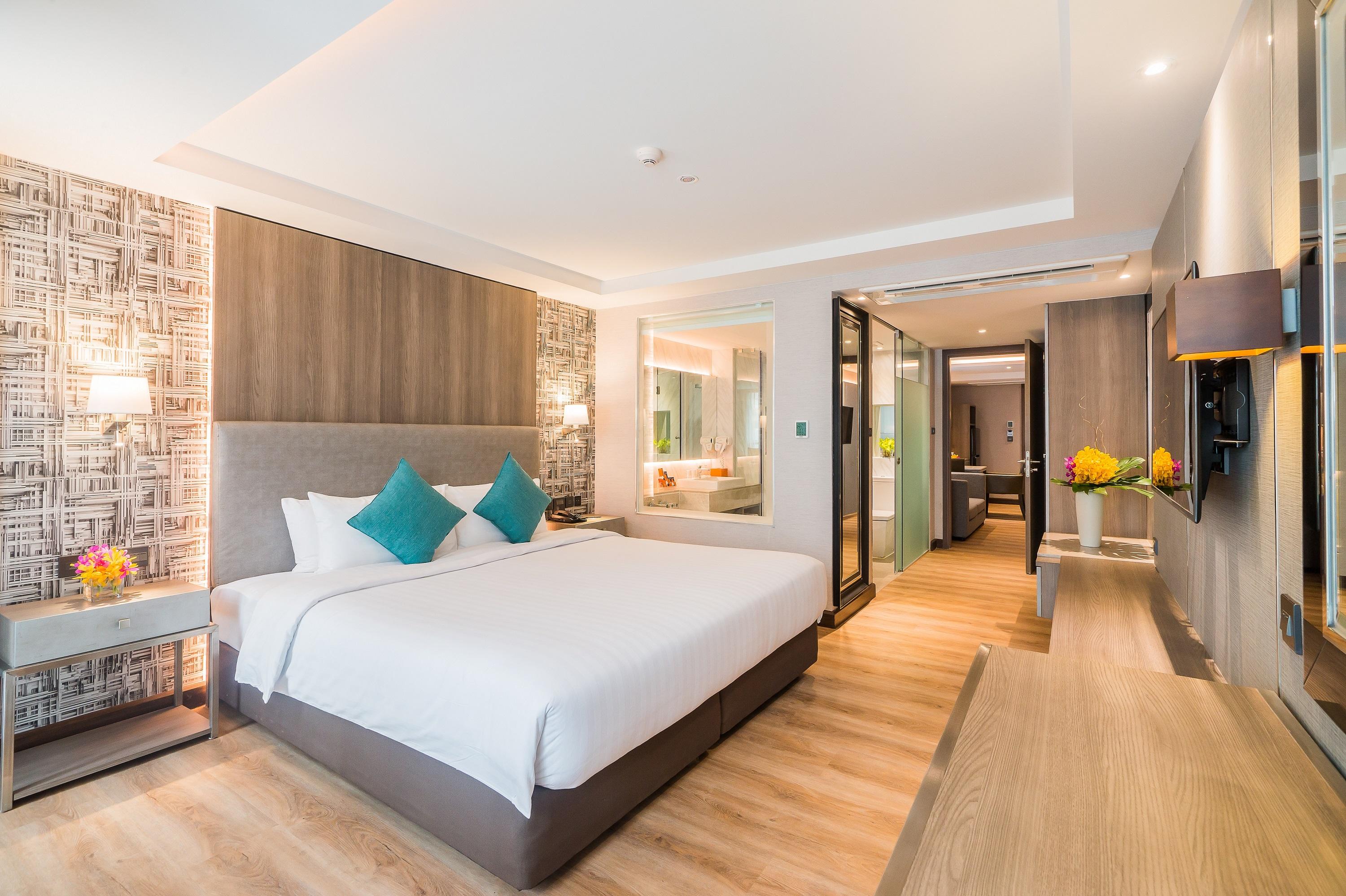 Citrus Suites Sukhumvit 6 By Compass Hospitality Bangkok Exterior photo